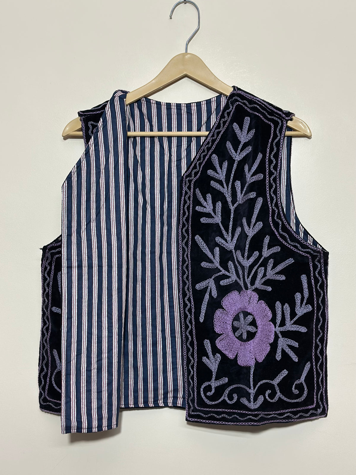 Handmade Floral Embroidered Velvet Vest