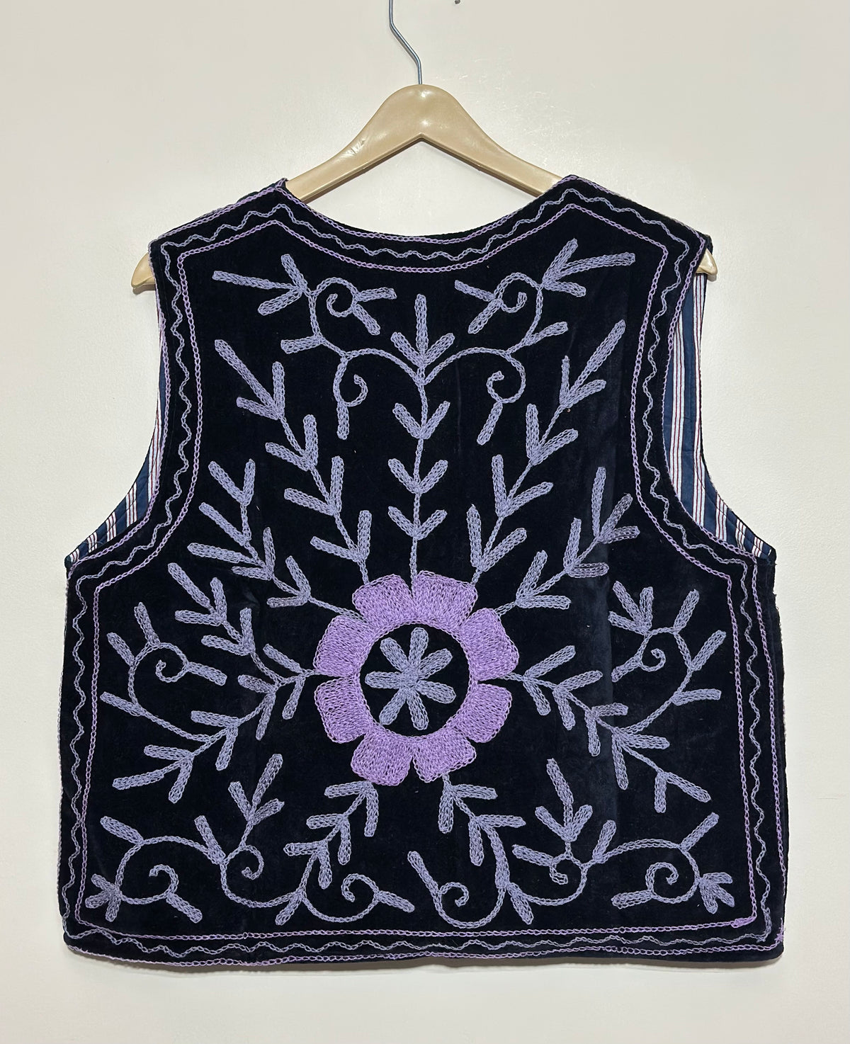 Handmade Floral Embroidered Velvet Vest