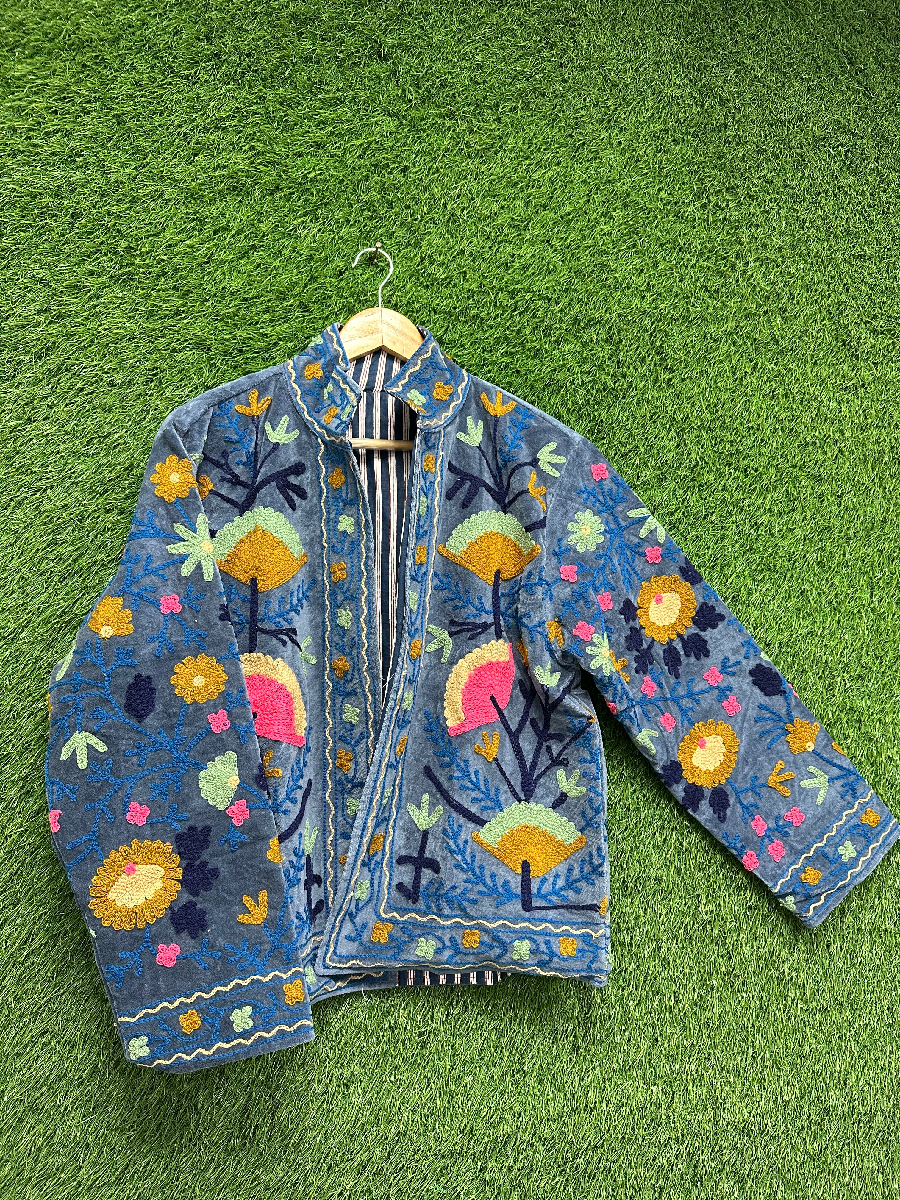 vintage floral winter wear jacket for womens & men