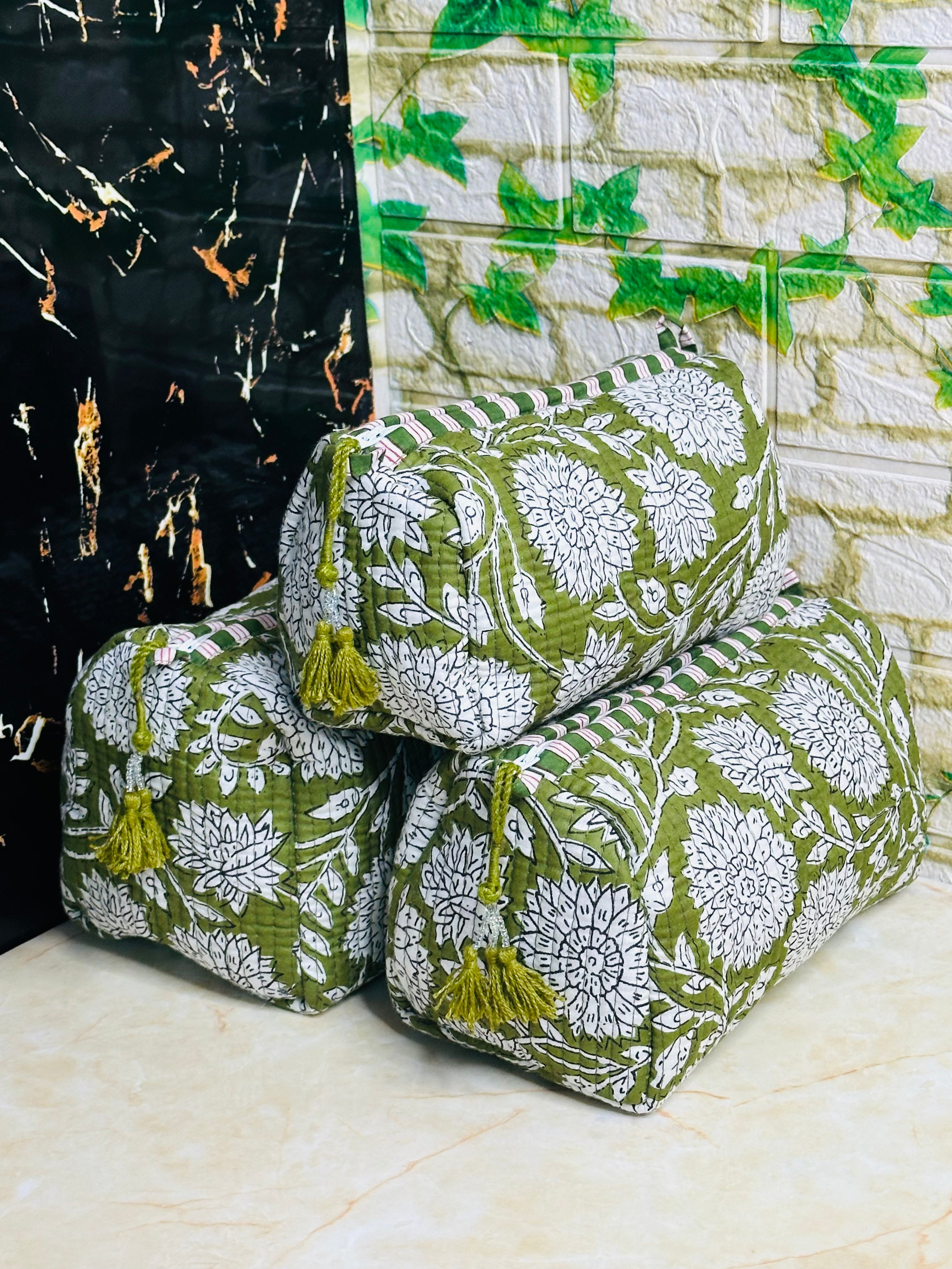 Image of Quilted Cotton Makeup Pouch Set Handmade 3 Set Travel Bag
