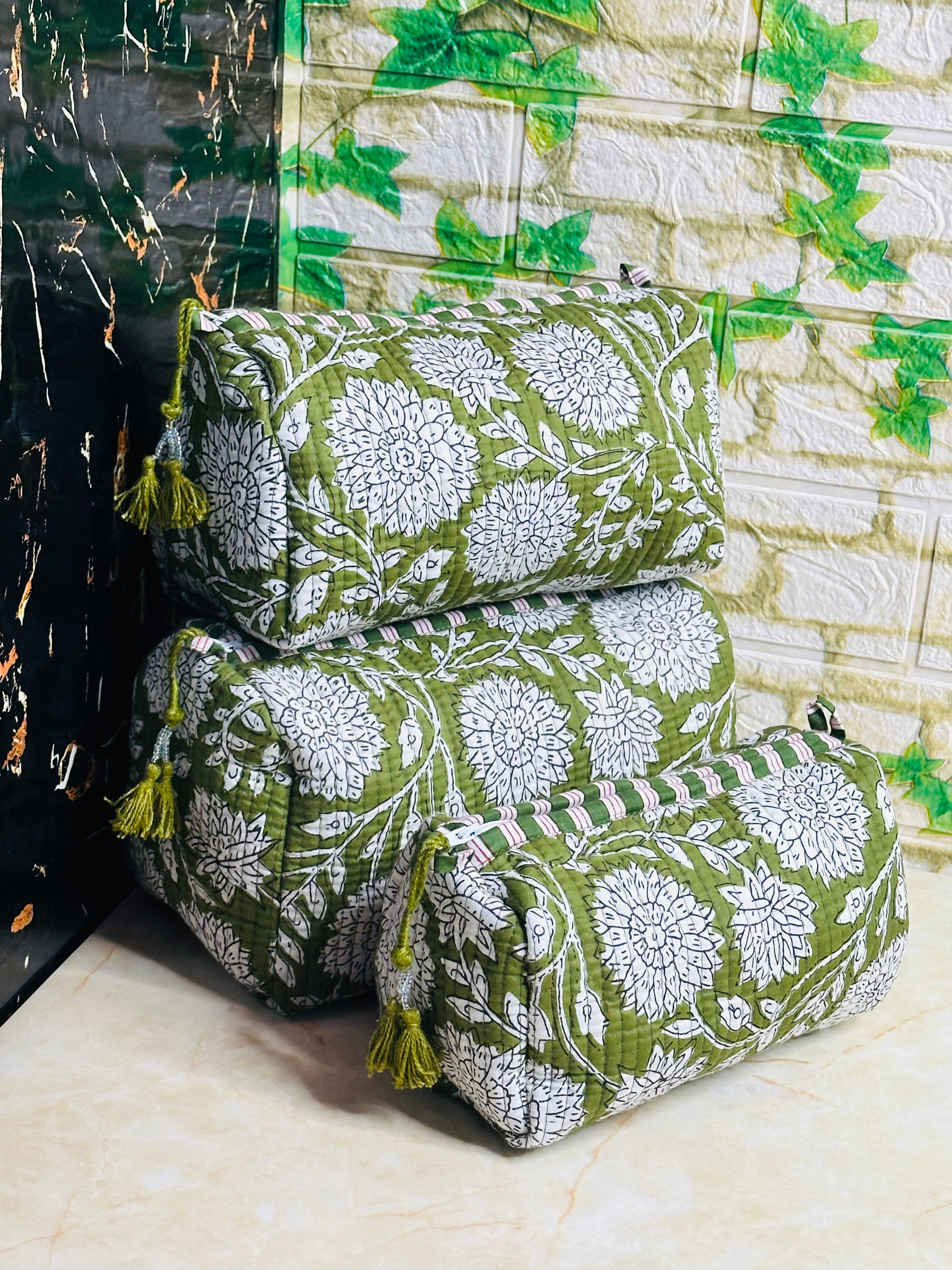 Image of Quilted Cotton Makeup Pouch Set Handmade 3 Set Travel Bag