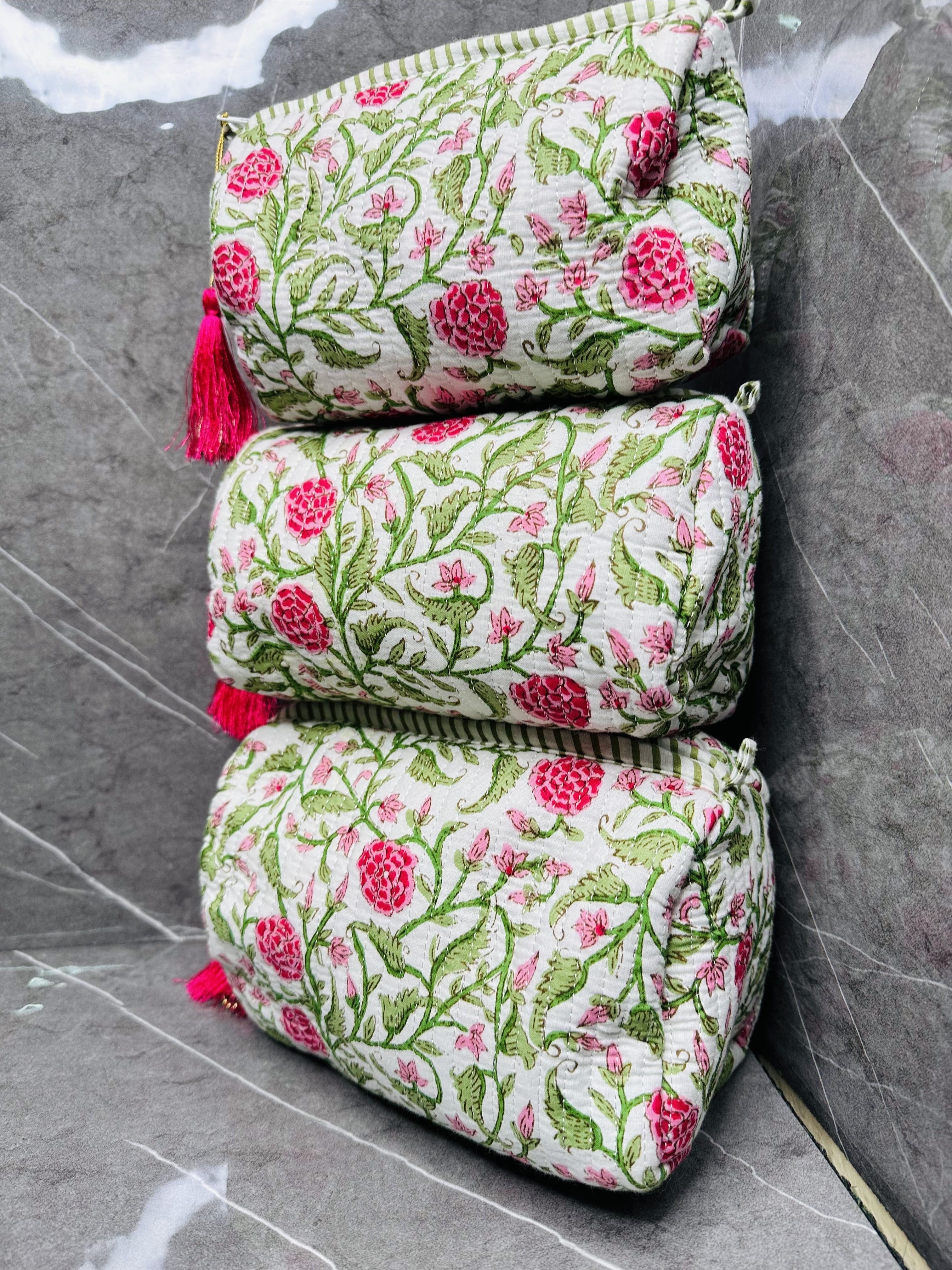 Image of Flower Print Quilted 3 Set Make up Pouch Waterproof Inside cover
